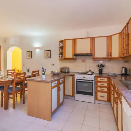 Villa Mafalda * Armação de Pêra