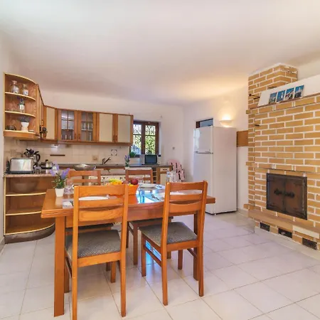 فيلة Villa Mafalda Armação de Pêra